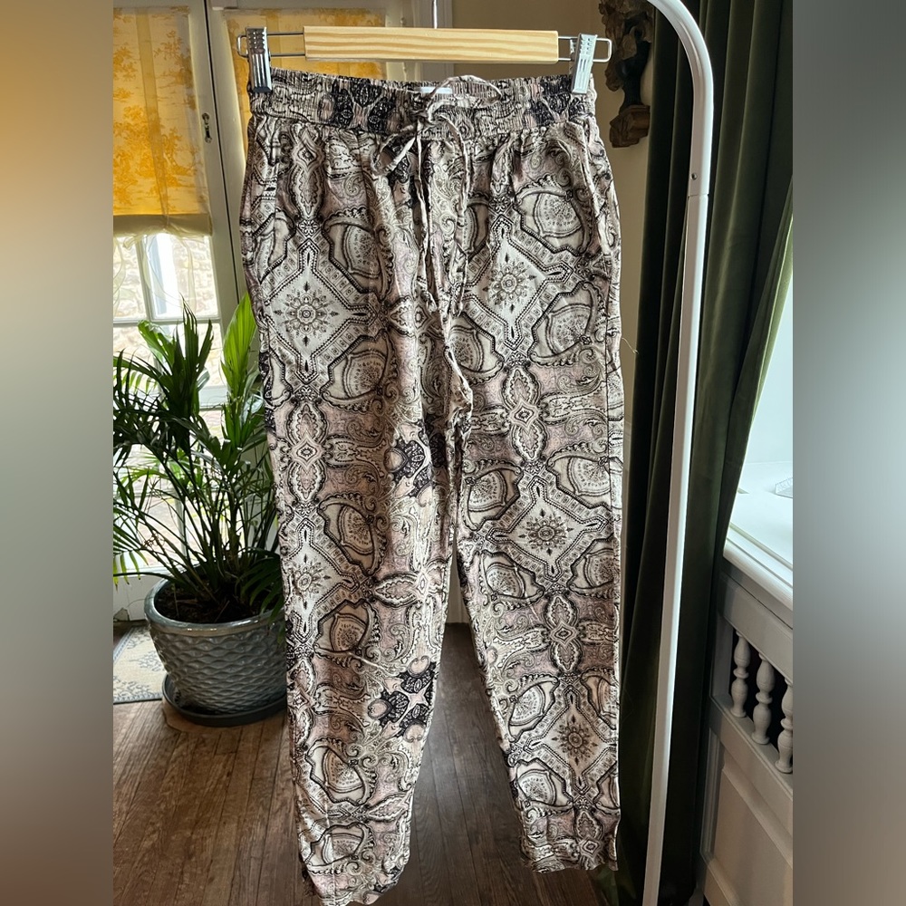 Printed Tapered Pant